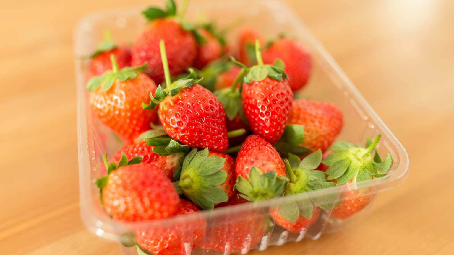 Best Strawberry Picking Buckinghamshire Has To Offer 2024